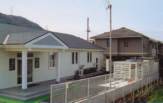 集会場に・・・リサイクル型